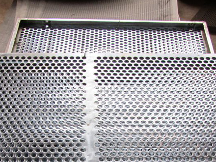 機(jī)篩沖孔闆